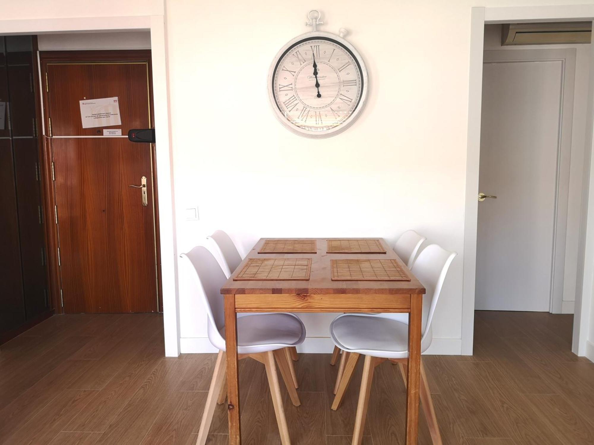 Aparteasy - Atic Sants Барселона Екстер'єр фото